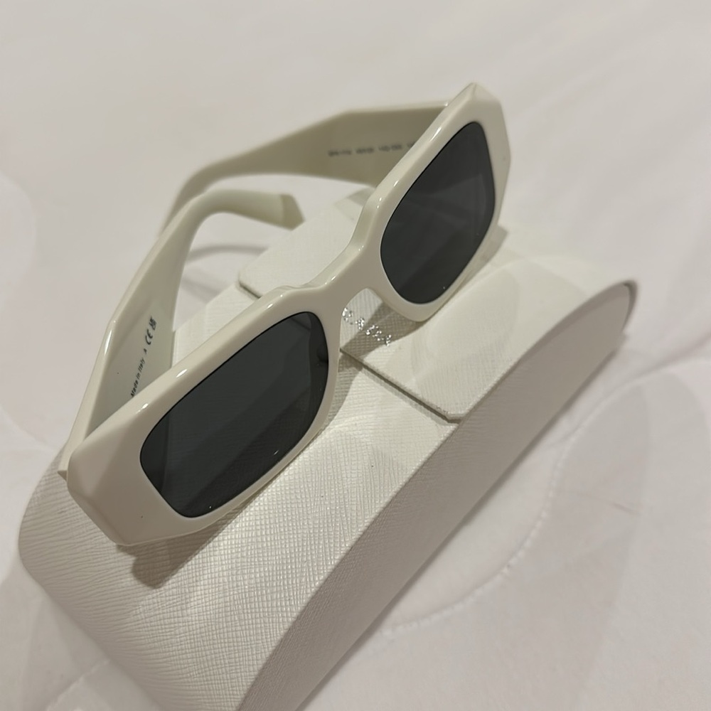 Prada Eyewear Rectangular Frame Sunglasses - image 5